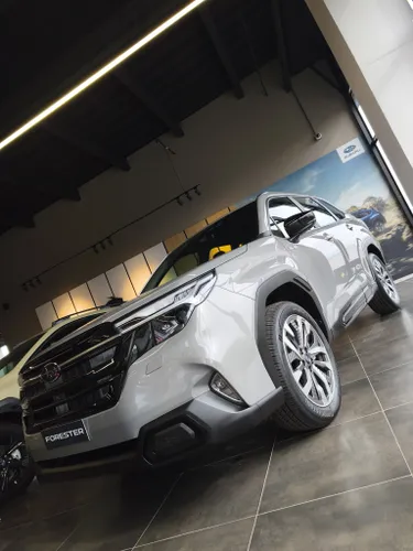 Subaru Forester Touring Hibrida