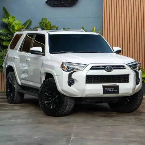 TOYOTA 4RUNNER 4.0 SR5 2022