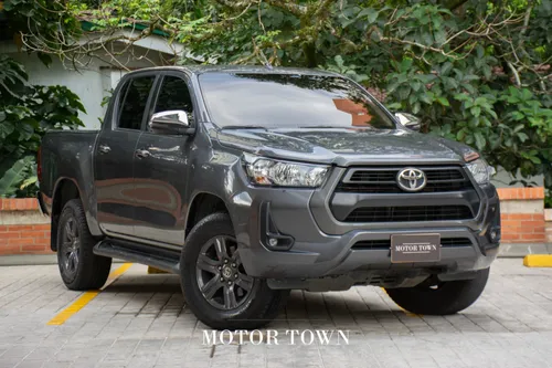 Toyota Hilux 2.4 Diésel 4X4