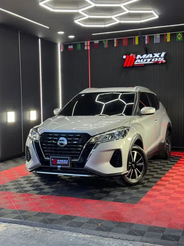 NISSAN KICKS SENSE 2026 1.6L MECANICA PLATA KMS 23.000 PERFECTO ESTADO Y PROCEDENCIA