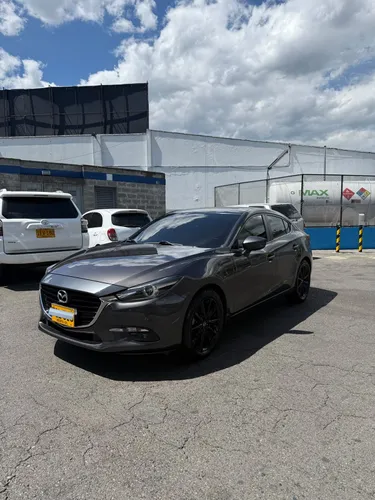 Mazda 3 Grand Touring LX 2.0 Automático modelo 2019.