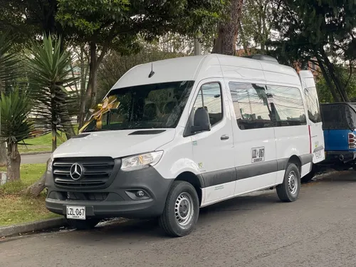 Mercedes Benz Sprinter 415 2026