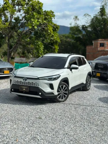 Toyota Corolla Cross XEI 2025