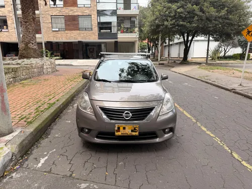 Nissan versa advance 2013