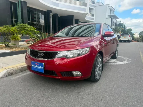 Kia Cerato Forte Automático 2.0 - 2011