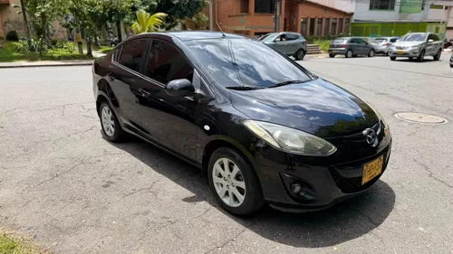 MAZDA 2 2011 GANGA