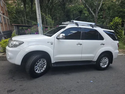 Toyota fortuner