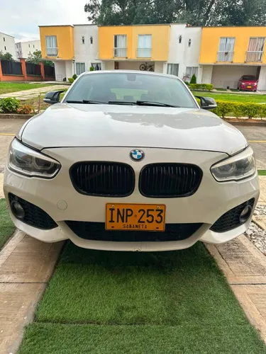 BMW 120i PAQUETE M 2016