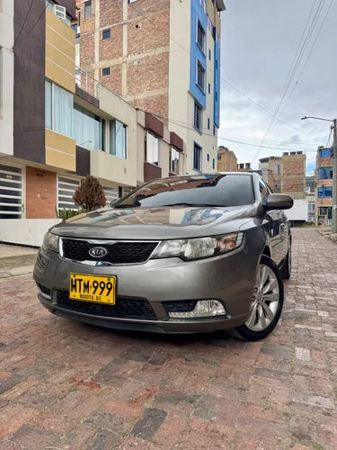 Kia Cerato Forte SX 2013