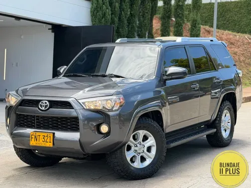 Toyota 4runner sr5 2018