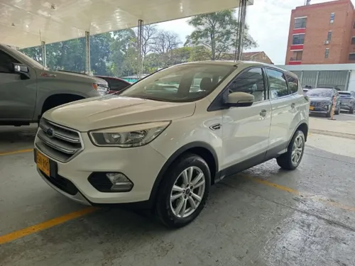 FORD ESCAPE
 2017