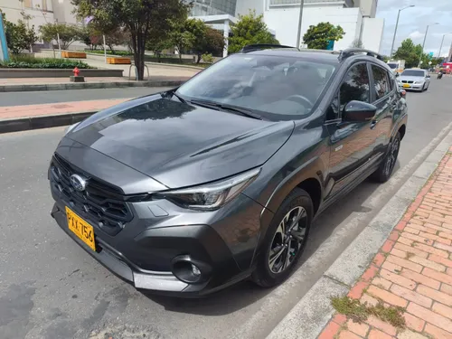 SUBARU CROSSTREK HIBRIDA PREMIUM 4X4 MODELO 2025 CON 10.000 KMS UNICO DUENO