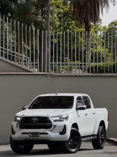 Toyota Hilux Srx B2