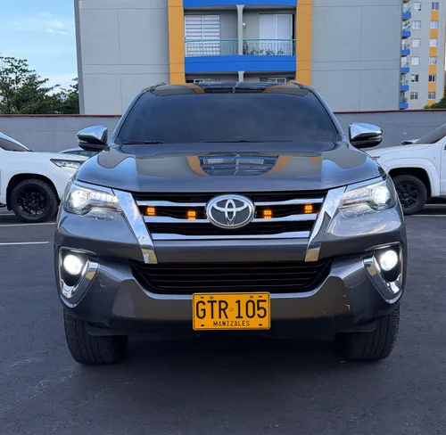 Toyota fortuner srv 2020 gasolina