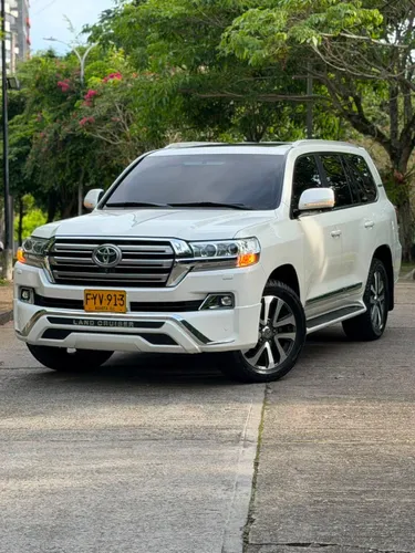 Toyota Sahara LC 200 VXR 2019 4.5 diesel
