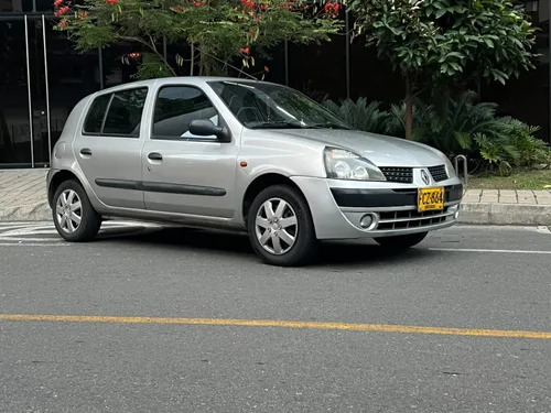 Renault Clio Authentique 2007