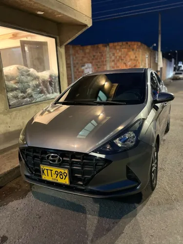 Hyundai Accent HB20S 1.6 2023 Mecánico 6 Vel.  Solo 26.000 km