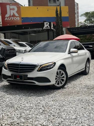 MERCEDES-BENZ C200 2019