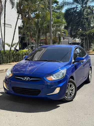 HYUNDAI ACCENT GL 2015 MT
