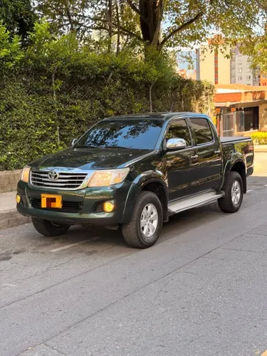 Toyota Hilux 2.7 4x4 Gasolina - 2012