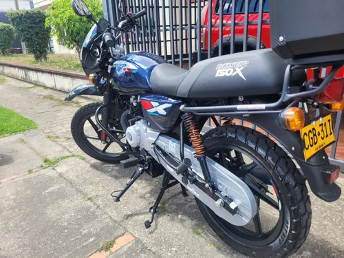 Bajaj boxer 150x