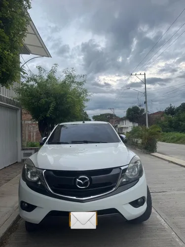 Mazda BT-50  profesional 3.5 diésel 4x4