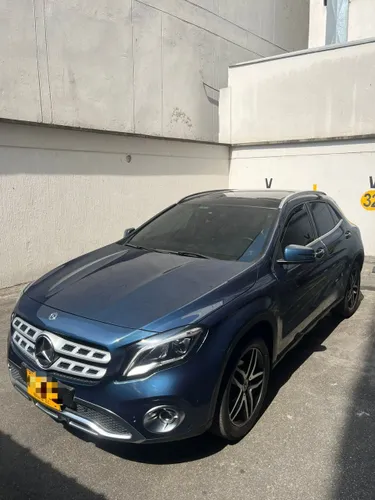 Mercedes-Benz GLA 200