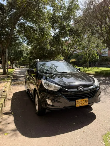 Camioneta Hyundai Tucson ix-35 modelo 2011 4x2