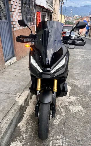 Honda Xadv 750