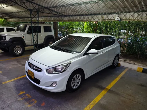 Hyundai i25
