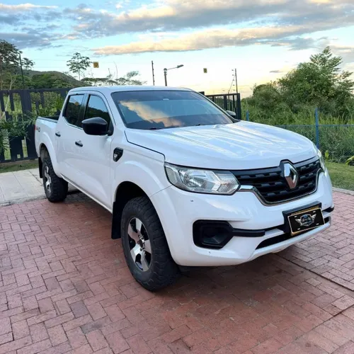 RENAULT ALASKAN 2022