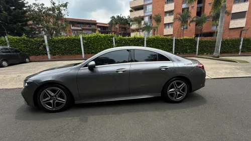 Mercedes CLA250
