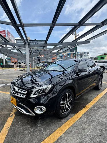 Mercedes Benz GLA200