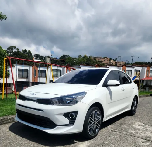 Kia Rio Vibrant