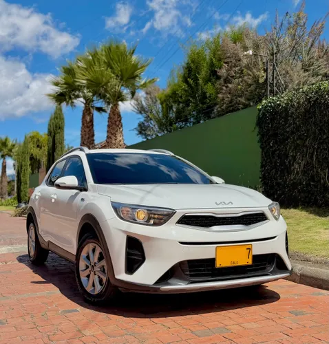 Kia stonic 1.0 turbo híbrida