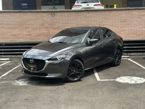 Mazda 2 GRAND TOURING LX 2022