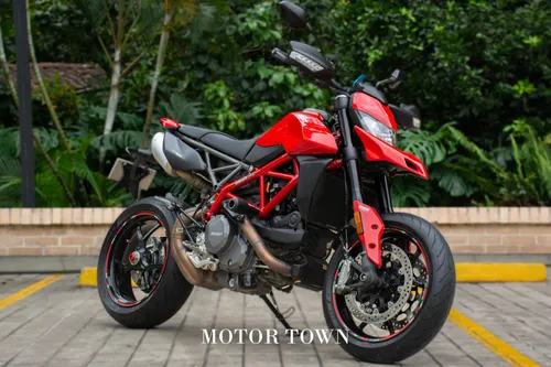 Ducati Hypermotard 950 Supermoto 2025