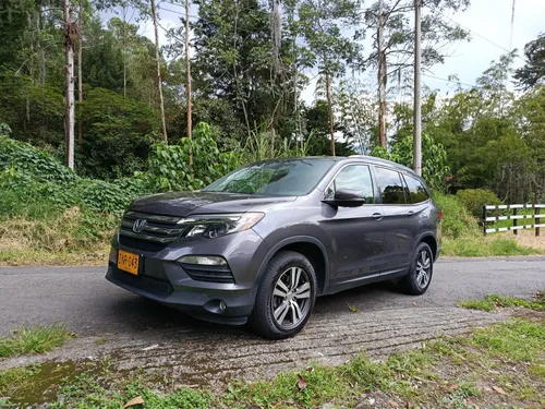 Honda pilot prestigue 2016
