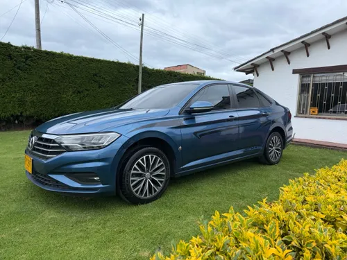 2019 VOLKSWAGEN NEW JETTA COMFORTLINE. MECANICO. ASEGURABLE. APTO CREDITO. PERFECTO