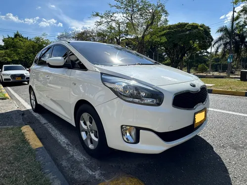 Kia carens suv ex 2015
