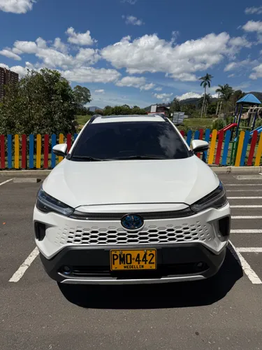 Se vende Toyota corolla cross
