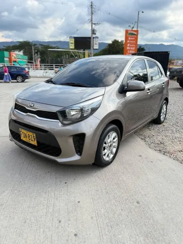 Kia Picanto Vibrant MT 2020