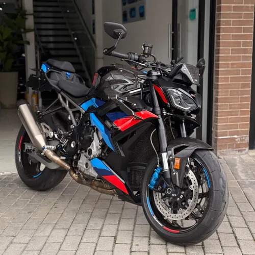 BMW M1000R 2026