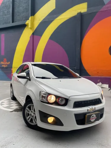 Chevrolet sonic 2015