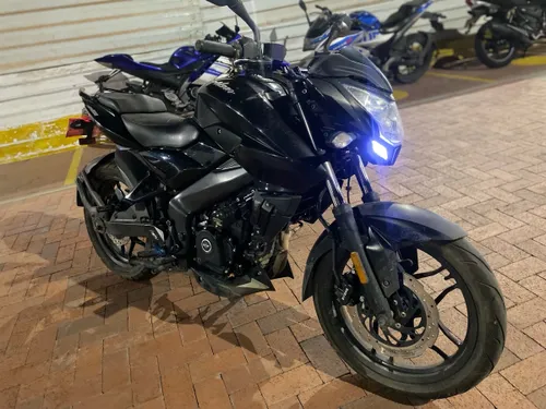 Bajaj pulsar NS 200 FI 2023