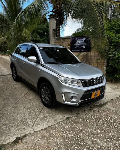 SUZUKI VITARA LIVE ALL GRIP AUTOMÁTICA 4x4