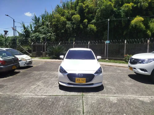 mazda 2 grand touring lx
