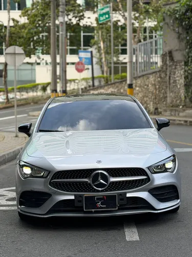 Mercedes Benz CLA180 AMG line