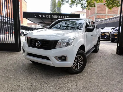 Nissan Frontier 4x4 mt 2019