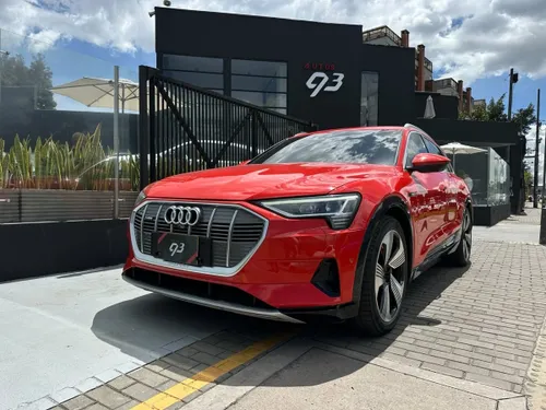Audi E-TRON 55 QUATTRO